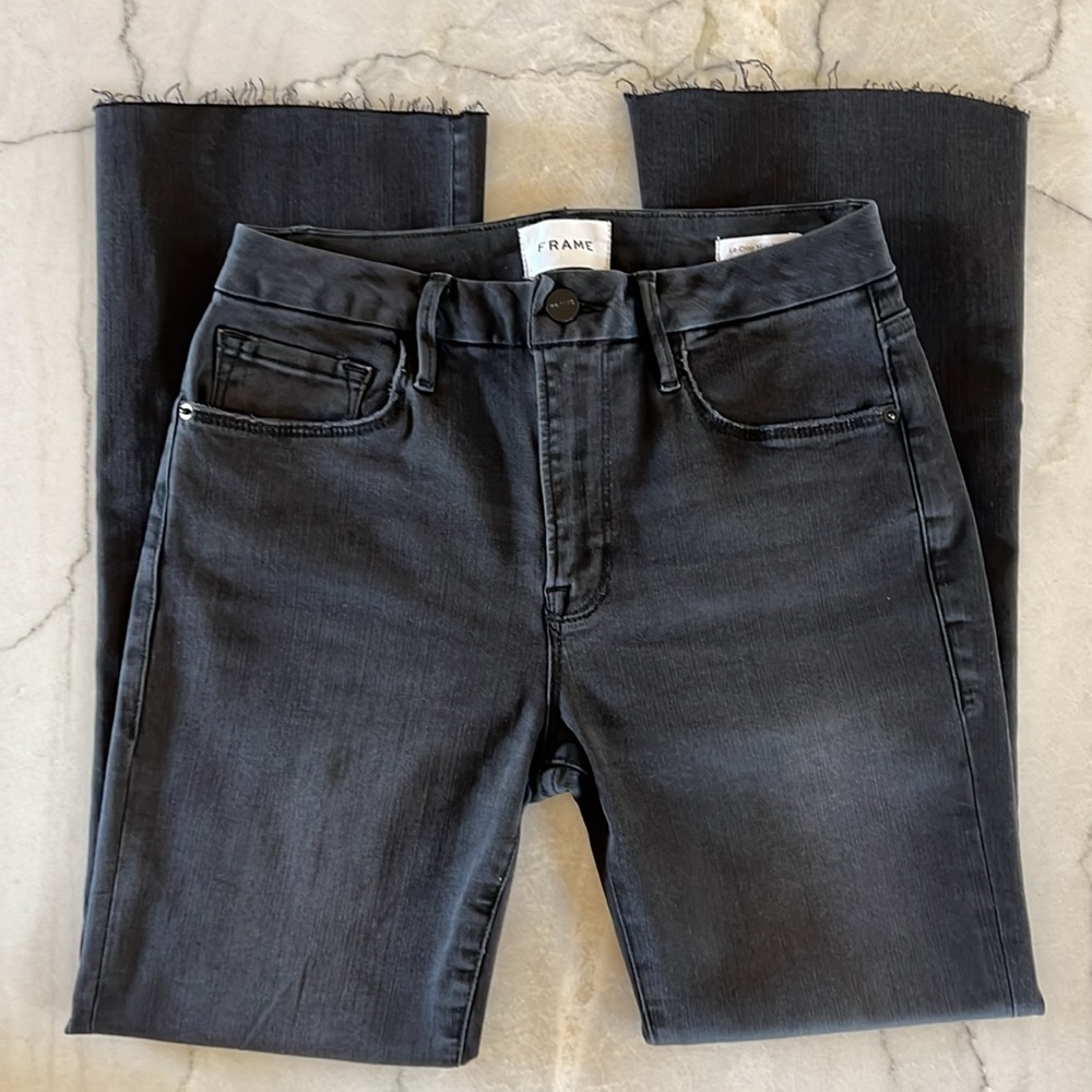 Frame Le Crop Mini Boot Jeans in Black - Size 27